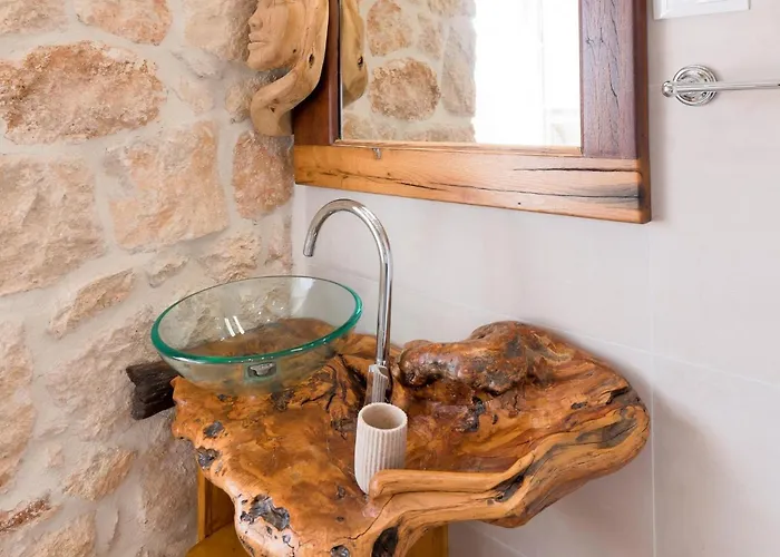 Mediterranean Estate *