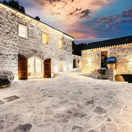 Mediterranean Estate Ferienhaus Uskoplje