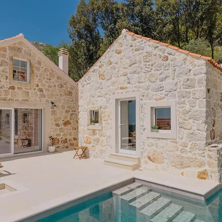 Mediterranean Estate Ferienhaus Uskoplje