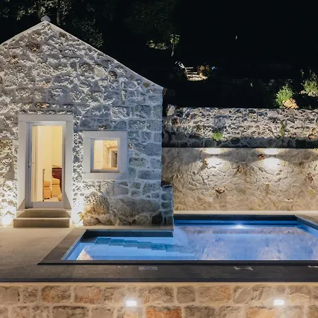 Ferienhaus Mediterranean Estate Uskoplje