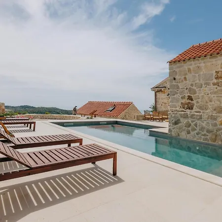 Ferienhaus Mediterranean Estate