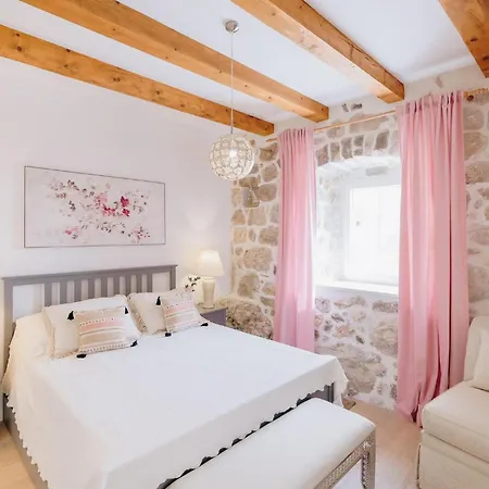 Mediterranean Estate * Uskoplje