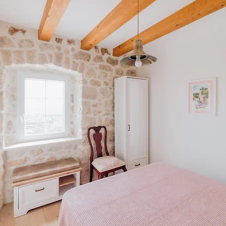 Mediterranean Estate Ferienhaus Uskoplje