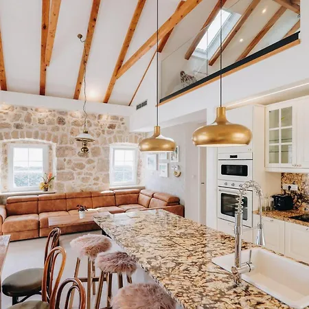 Holiday home Mediterranean Estate