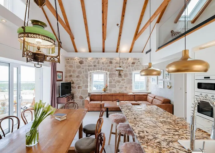 Semesterbostad Mediterranean Estate
