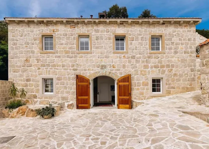 Mediterranean Estate 別荘 Uskoplje