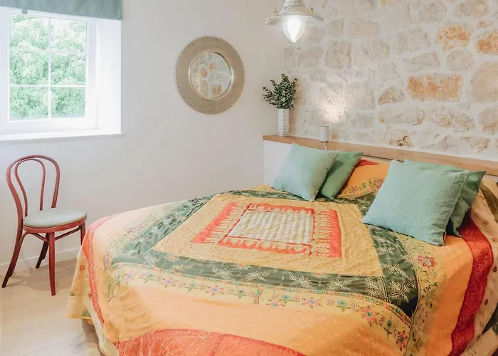 Mediterranean Estate *